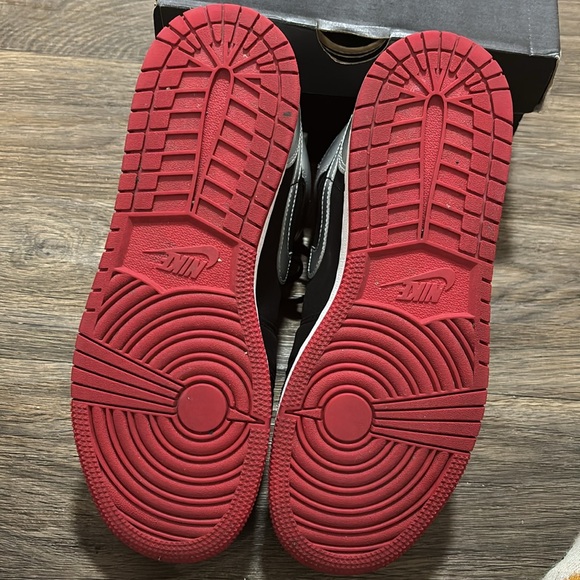 SOLD!! SIZE 7 Youth AIR JORDAN MID (GS) - Picture 7 of 7